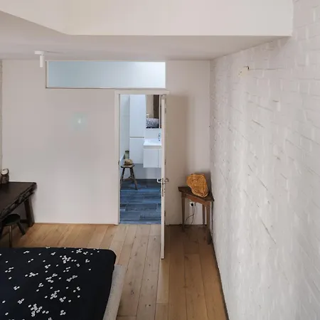 Brooklyn Five Apartment